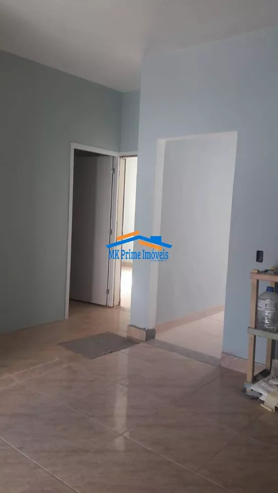 Casa para alugar com 3 quartos, 150m² - Foto 1