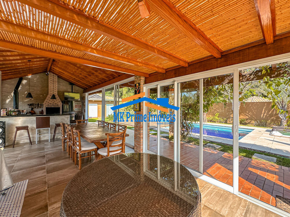 Casa de Condomínio à venda com 4 quartos, 549m² - Foto 4