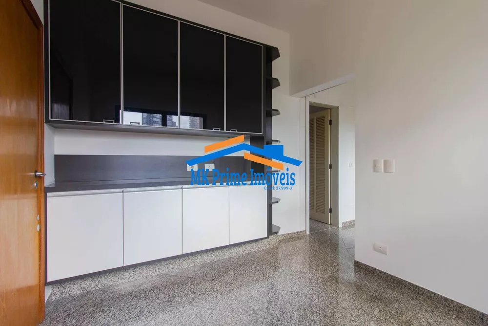 Apartamento à venda com 3 quartos, 283m² - Foto 3