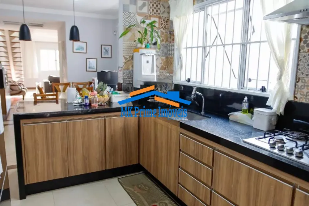 Sobrado, 3 quartos, 190 m² - Foto 3