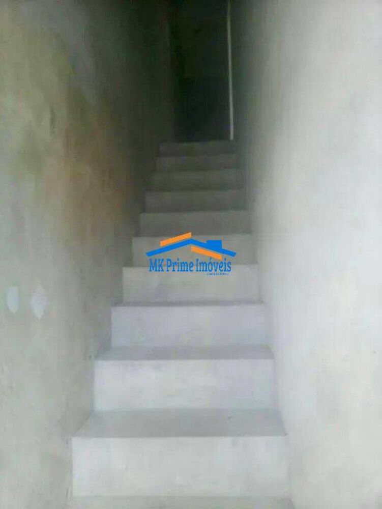 Sobrado à venda com 4 quartos, 200m² - Foto 3