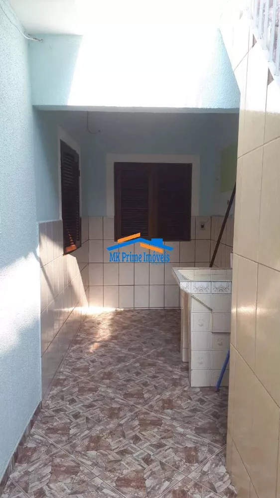 Casa à venda com 3 quartos, 157m² - Foto 3