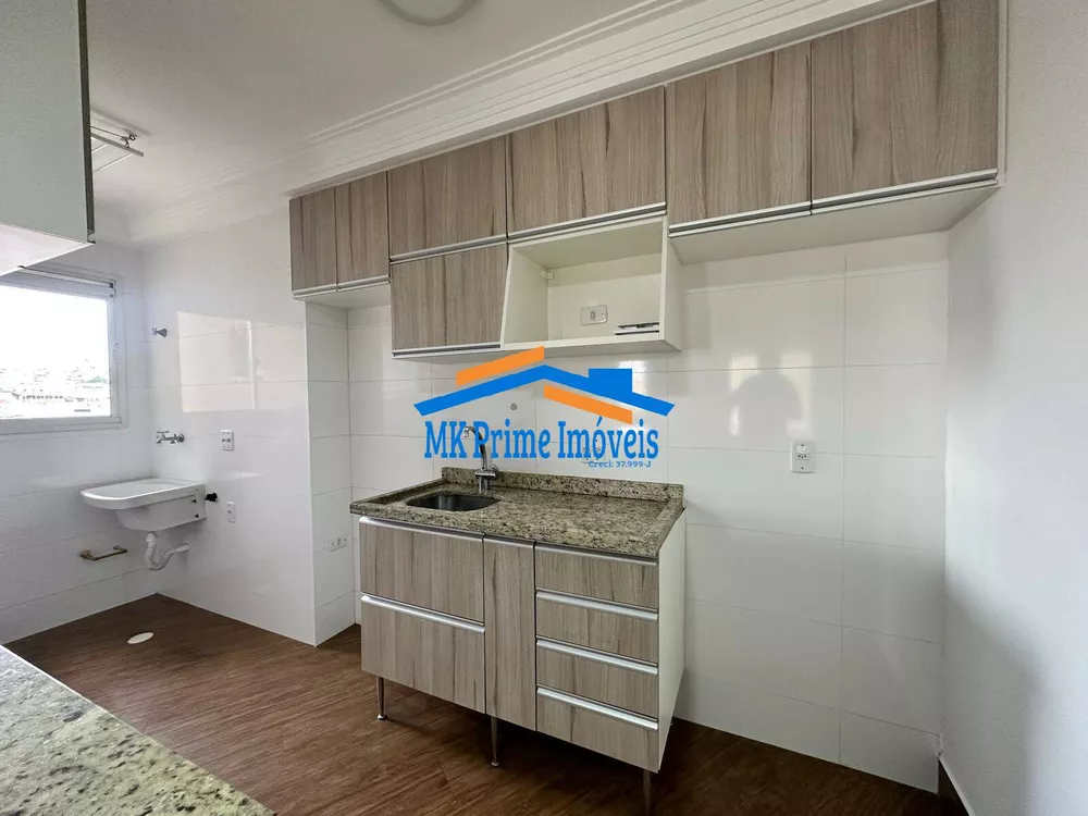 Apartamento à venda com 2 quartos, 68m² - Foto 4