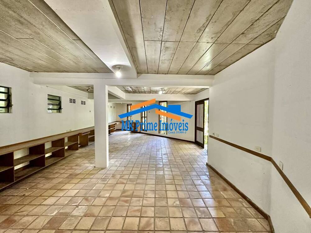 Casa de Condomínio à venda com 3 quartos, 485m² - Foto 1
