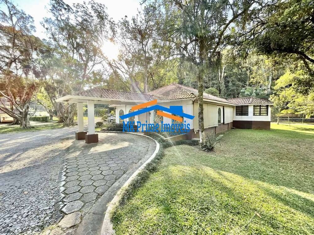 Casa de Condomínio à venda com 3 quartos, 485m² - Foto 4