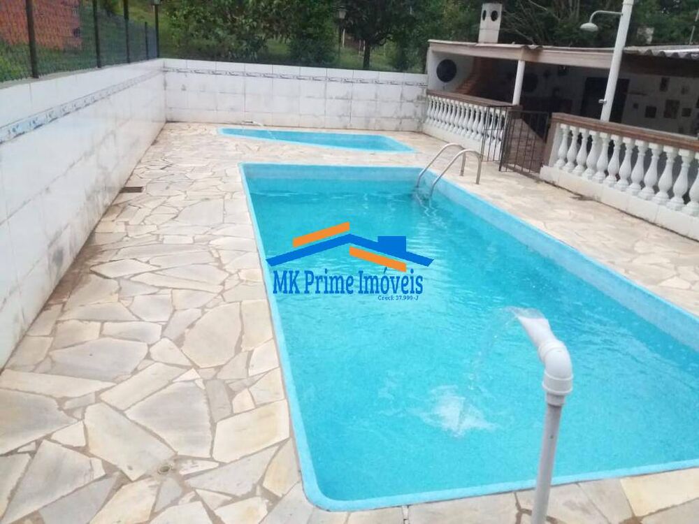 Chácara à venda com 5 quartos, 3353m² - Foto 1