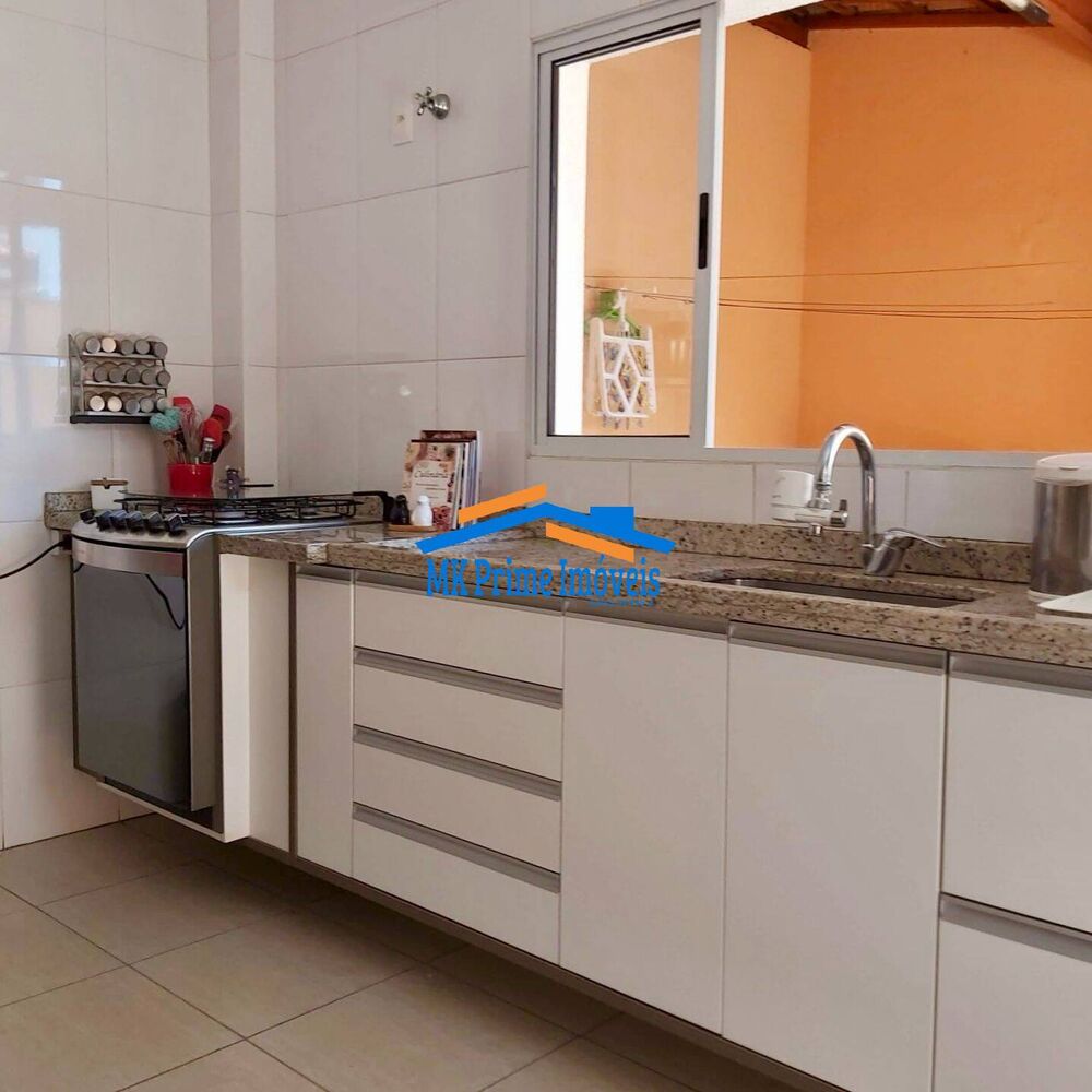 Sobrado à venda com 3 quartos, 114m² - Foto 2