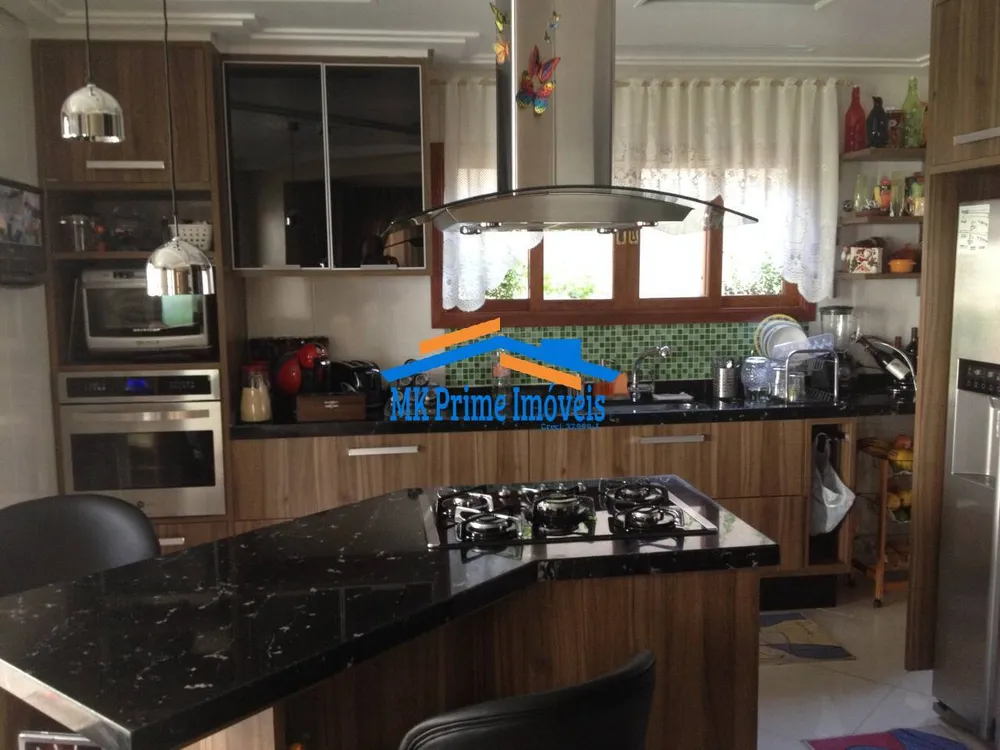 Sobrado, 4 quartos, 323 m² - Foto 3