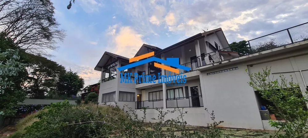 Casa de Condomínio à venda com 3 quartos, 557m² - Foto 2