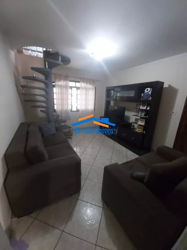 Sobrado à venda com 3 quartos, 125m² - Foto 2