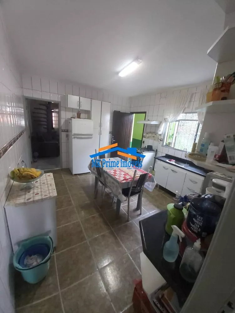 Sobrado à venda com 3 quartos, 125m² - Foto 1