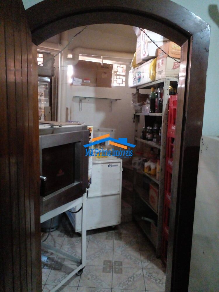 Casa à venda com 5 quartos, 300m² - Foto 5