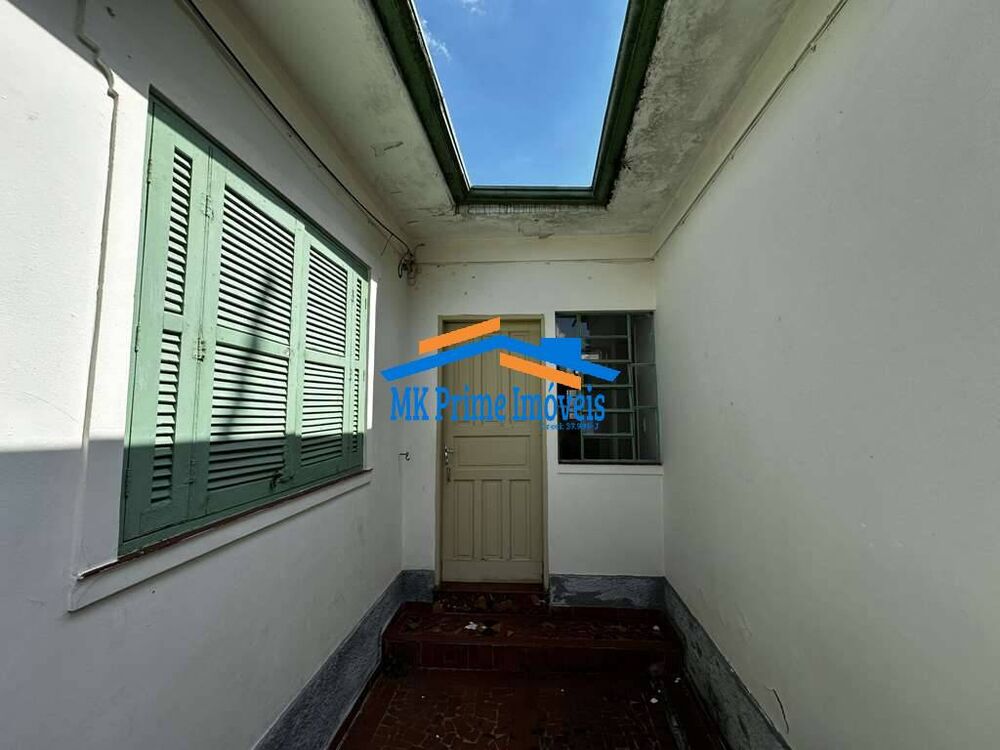 Casa à venda com 2 quartos, 320m² - Foto 17