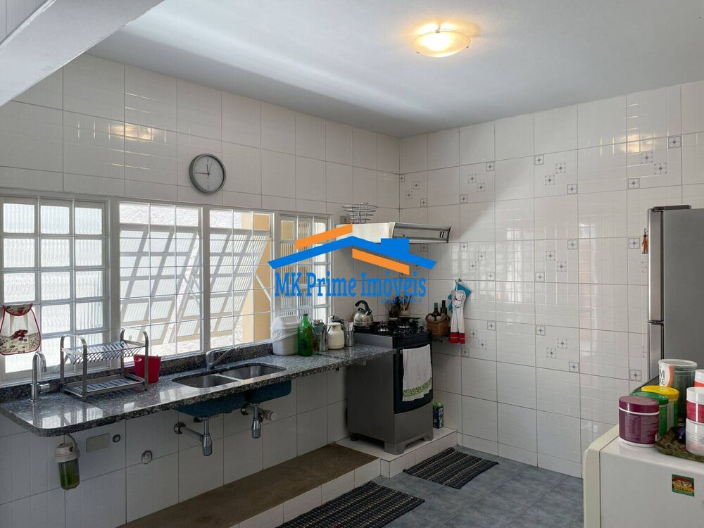 Casa de Condomínio à venda com 3 quartos, 350m² - Foto 10