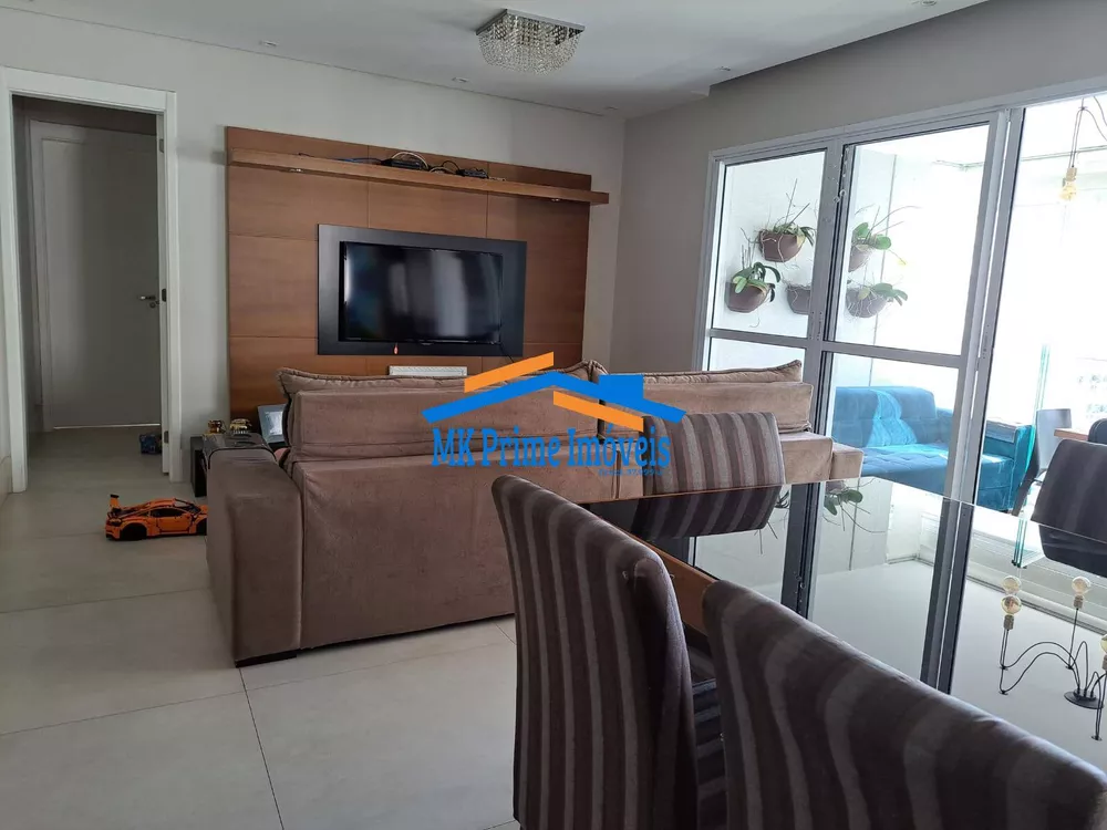 Apartamento à venda com 3 quartos, 125m² - Foto 4