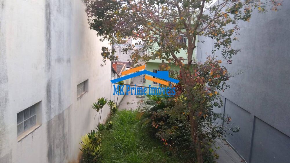 Casa à venda com 5 quartos, 158m² - Foto 4