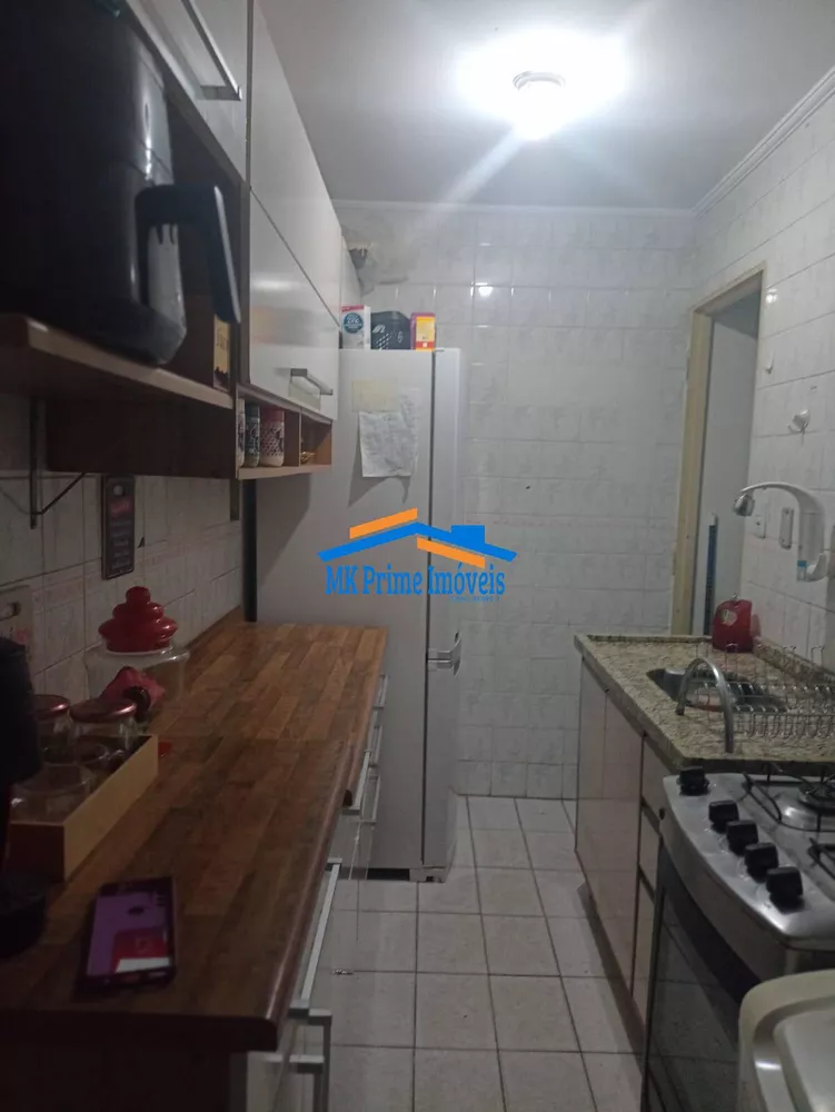 Apartamento à venda com 2 quartos, 46m² - Foto 2