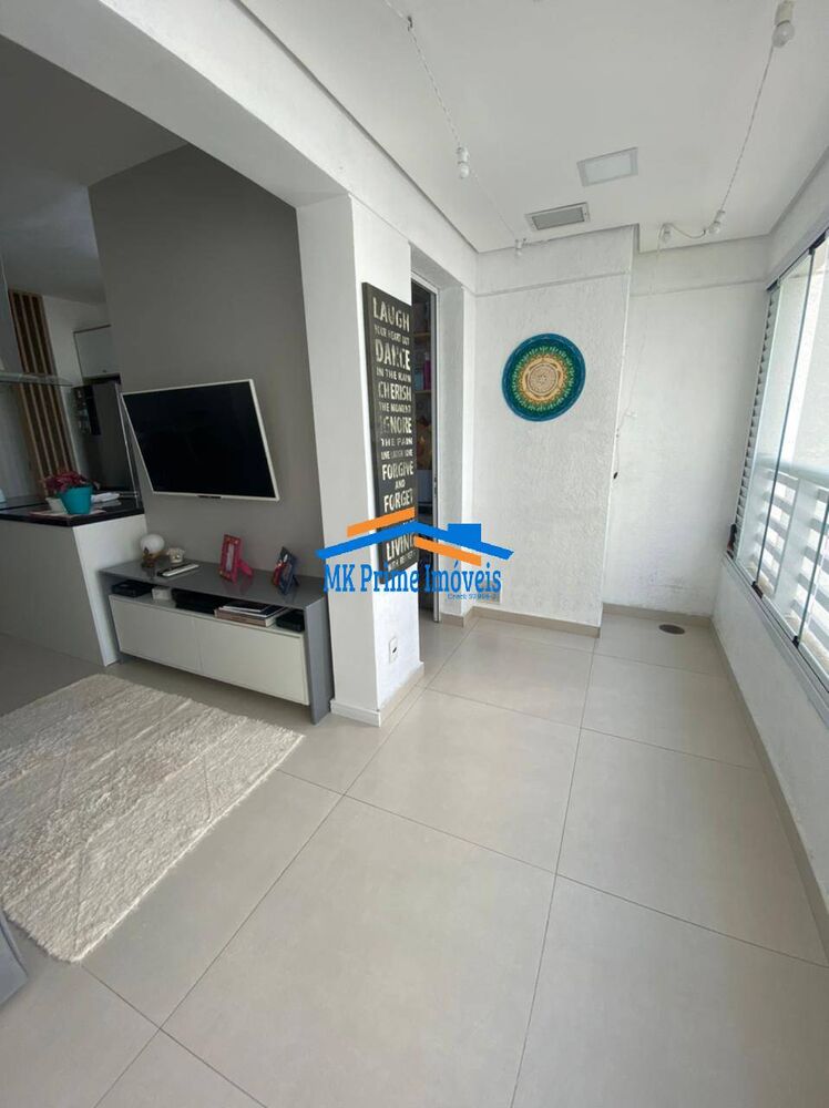 Apartamento à venda com 2 quartos, 69m² - Foto 1