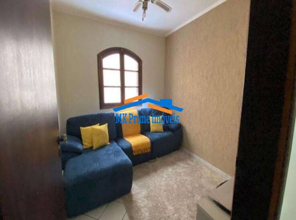 Sobrado à venda com 5 quartos, 240m² - Foto 2