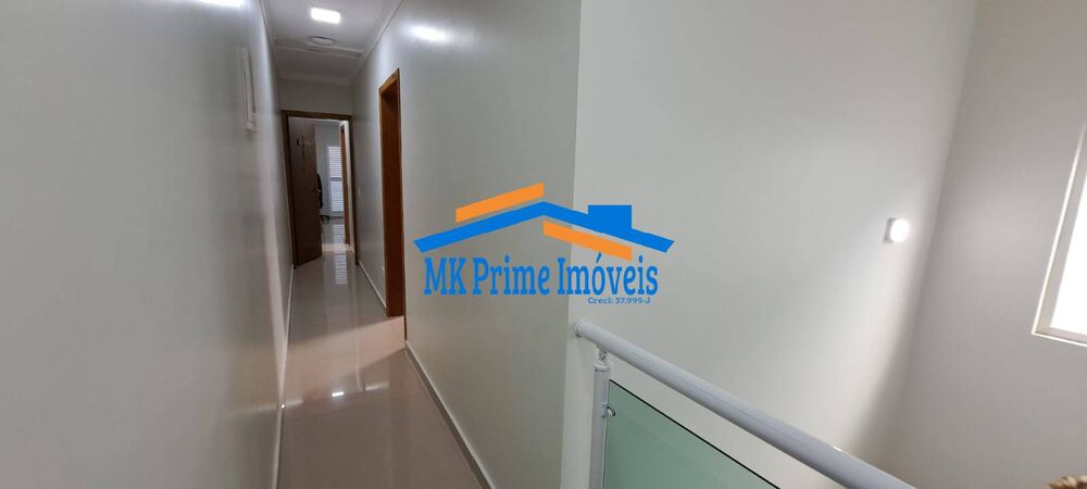 Sobrado à venda com 3 quartos, 257m² - Foto 1