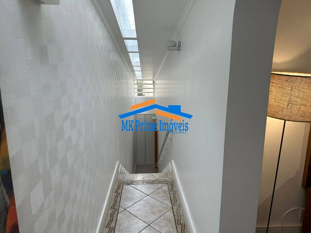 Sobrado à venda com 2 quartos, 253m² - Foto 5
