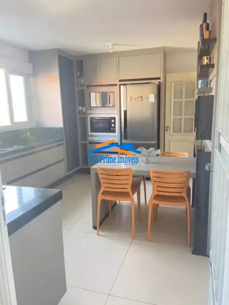 Casa à venda com 4 quartos, 150m² - Foto 4