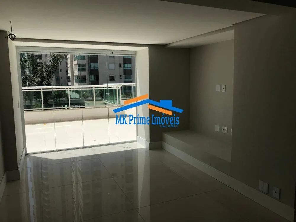 Apartamento, 4 quartos, 255 m² - Foto 1