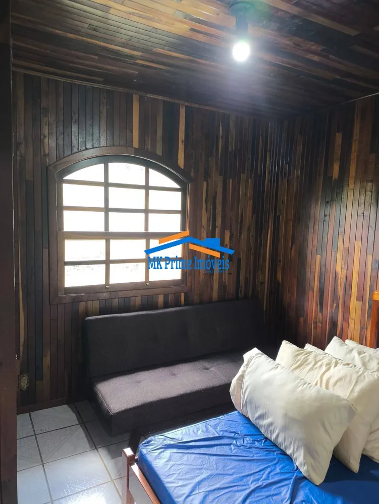 Chácara, 2 quartos, 2040 m² - Foto 1