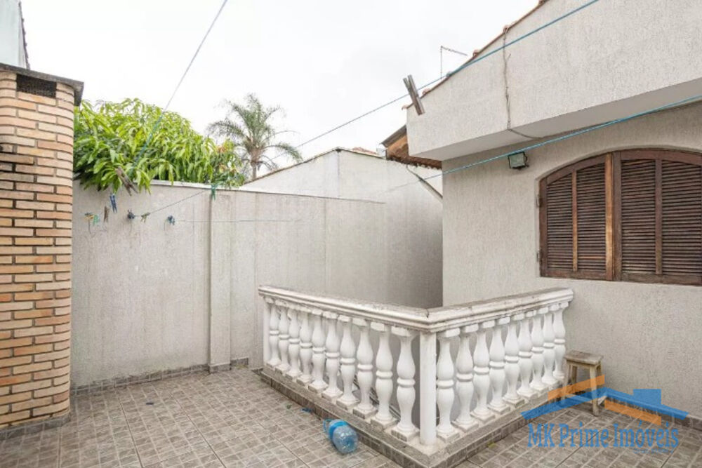 Sobrado à venda com 3 quartos, 180m² - Foto 4
