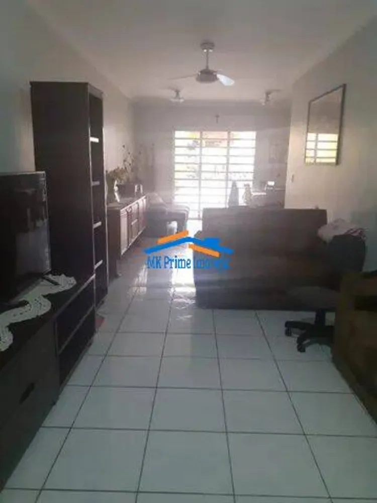 Sobrado, 3 quartos, 228 m² - Foto 2