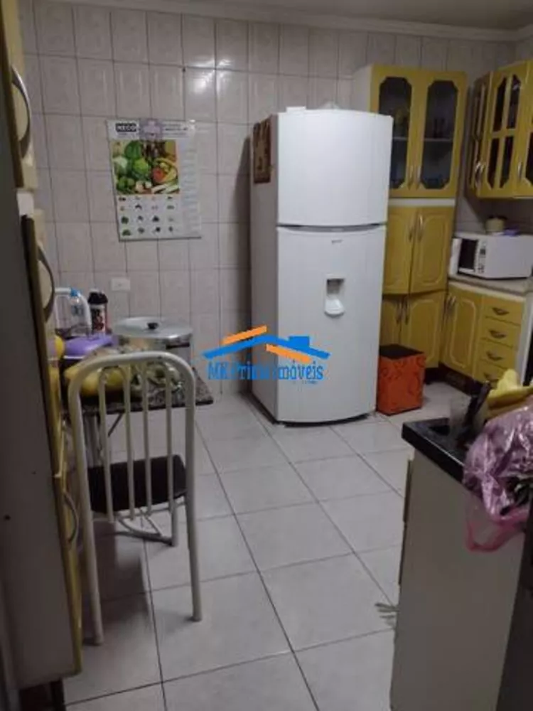 Sobrado à venda com 3 quartos, 140m² - Foto 2