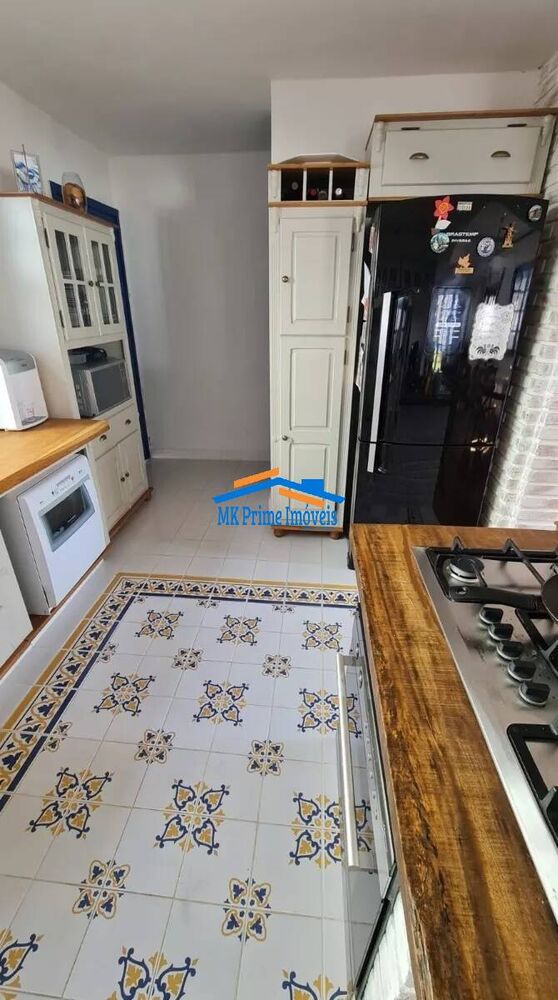 Casa de Condomínio à venda com 5 quartos, 250m² - Foto 5