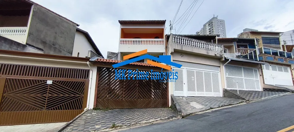 Sobrado, 3 quartos, 298 m² - Foto 1
