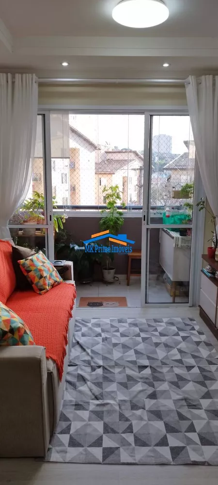 Apartamento à venda com 3 quartos, 80m² - Foto 3