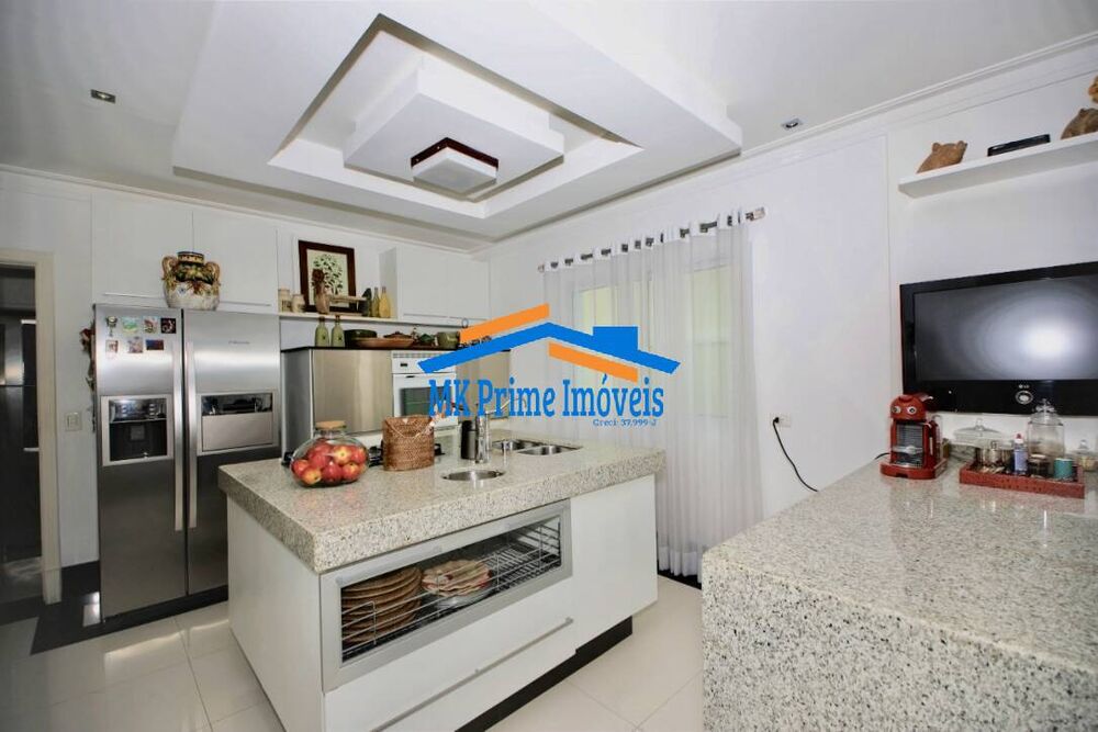 Casa de Condomínio à venda com 4 quartos, 570m² - Foto 2