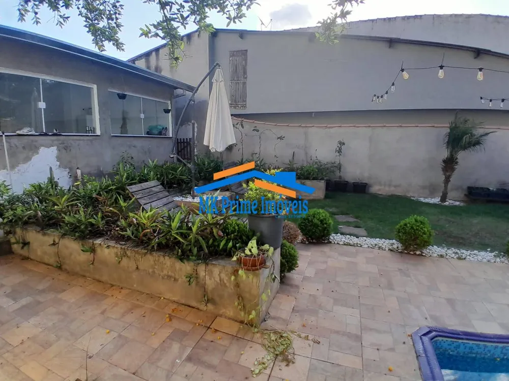 Casa, 3 quartos, 240 m² - Foto 3