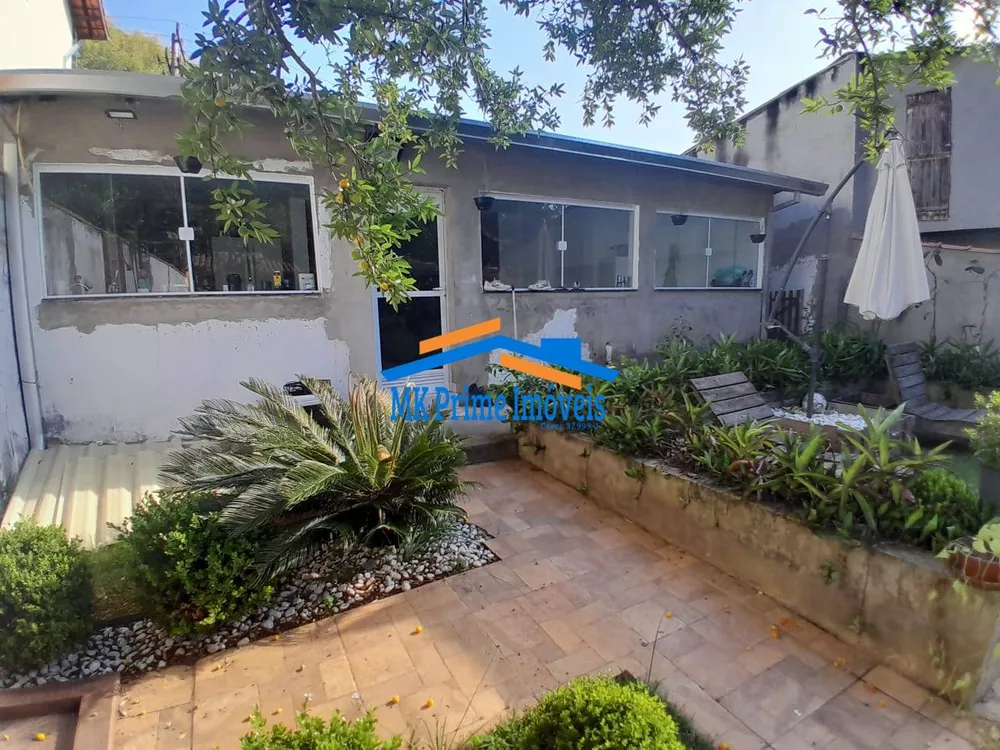 Casa, 3 quartos, 240 m² - Foto 1