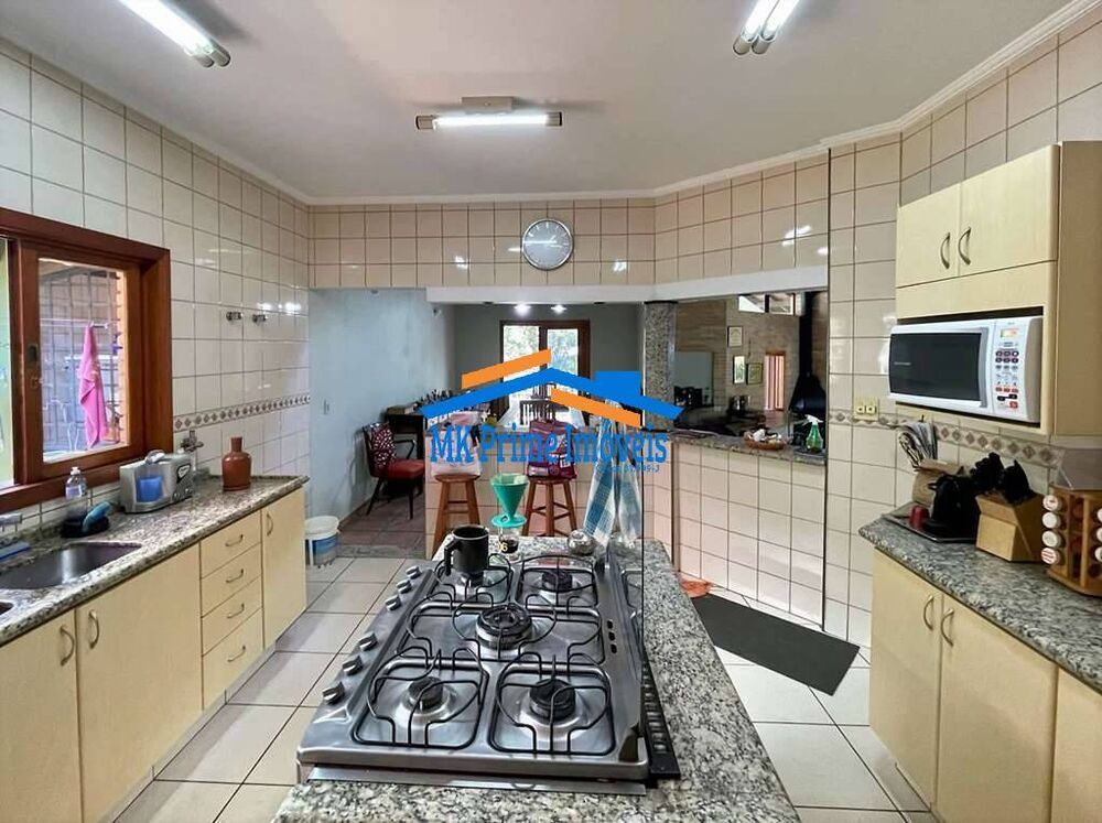 Casa de Condomínio à venda com 4 quartos, 444m² - Foto 9