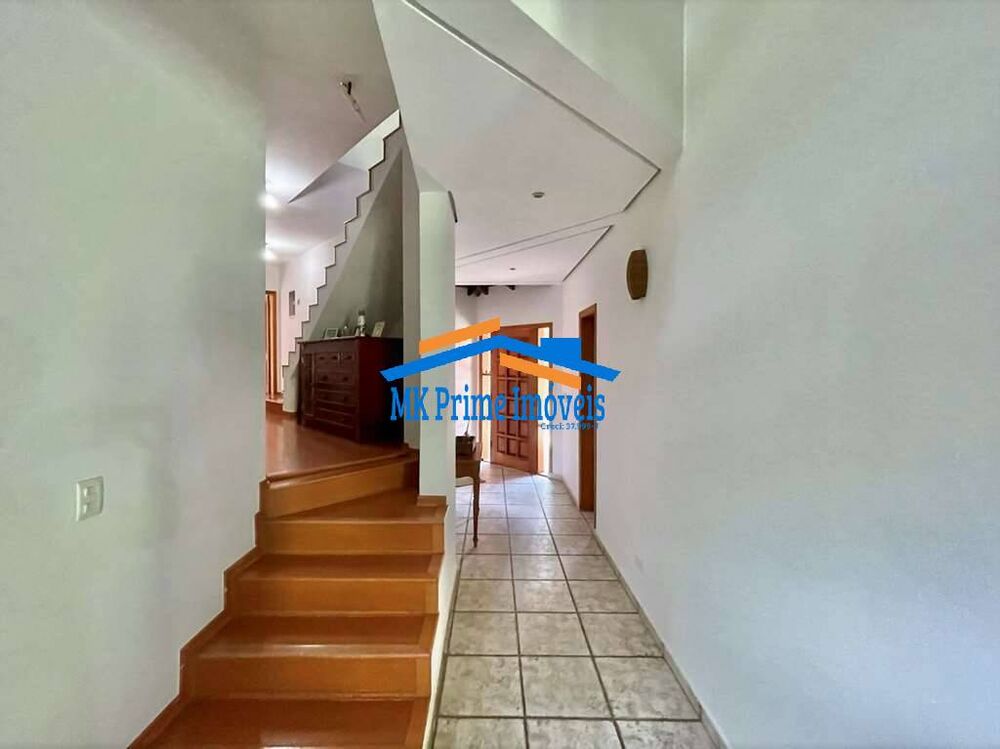 Casa de Condomínio à venda com 4 quartos, 444m² - Foto 4