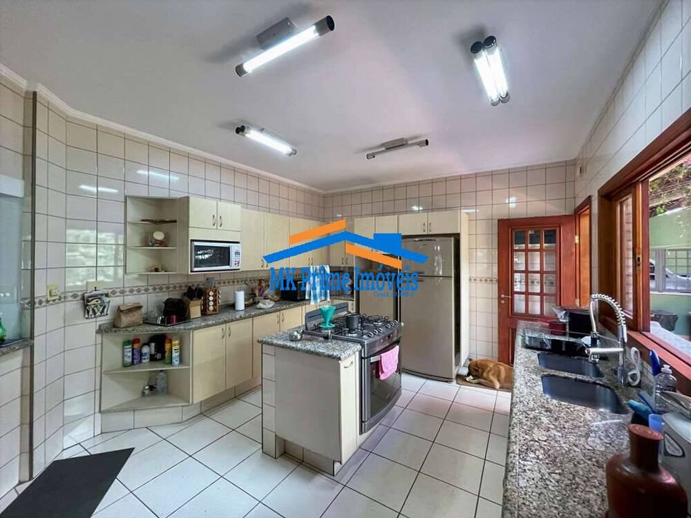 Casa de Condomínio à venda com 4 quartos, 444m² - Foto 11