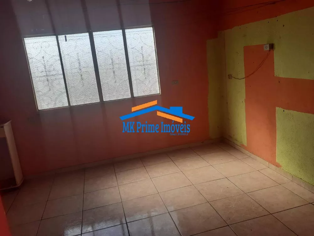 Casa à venda com 7 quartos, 140m² - Foto 3