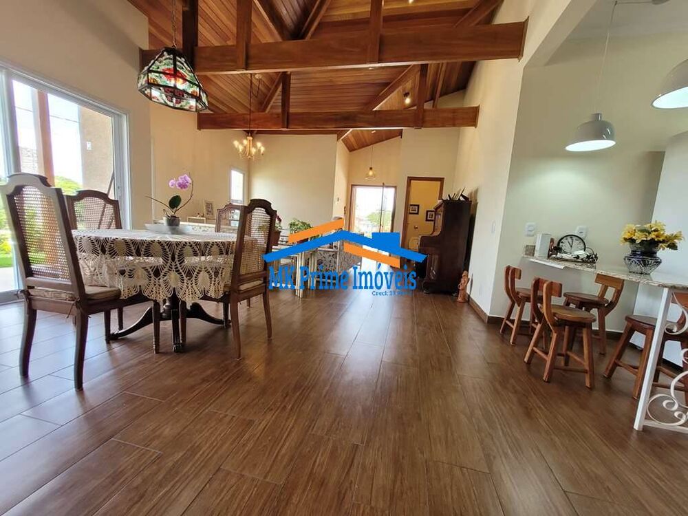 Casa de Condomínio à venda com 3 quartos, 181m² - Foto 2