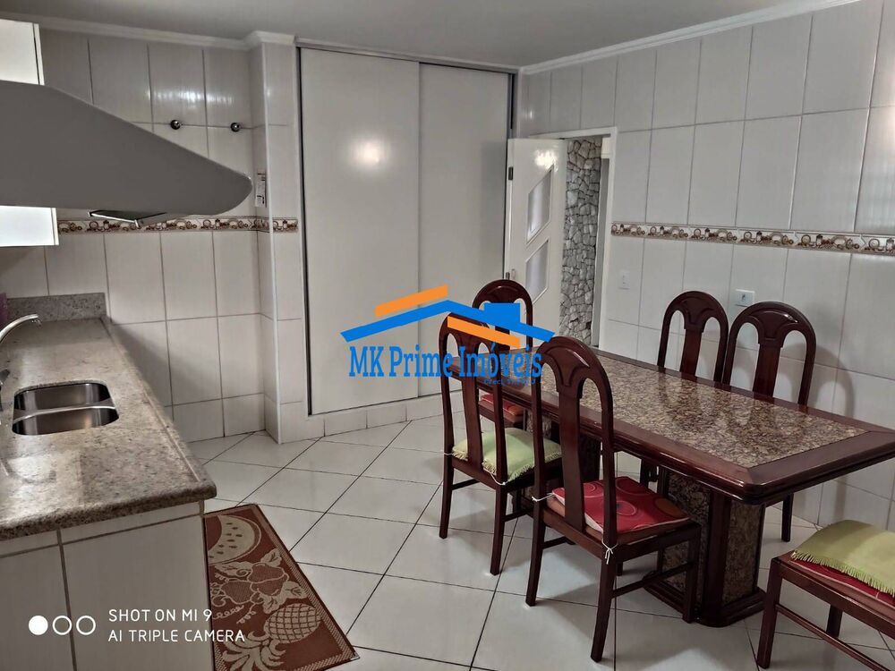 Casa à venda com 3 quartos, 293m² - Foto 11