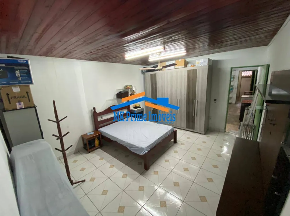 Casa, 4 quartos, 240 m² - Foto 11