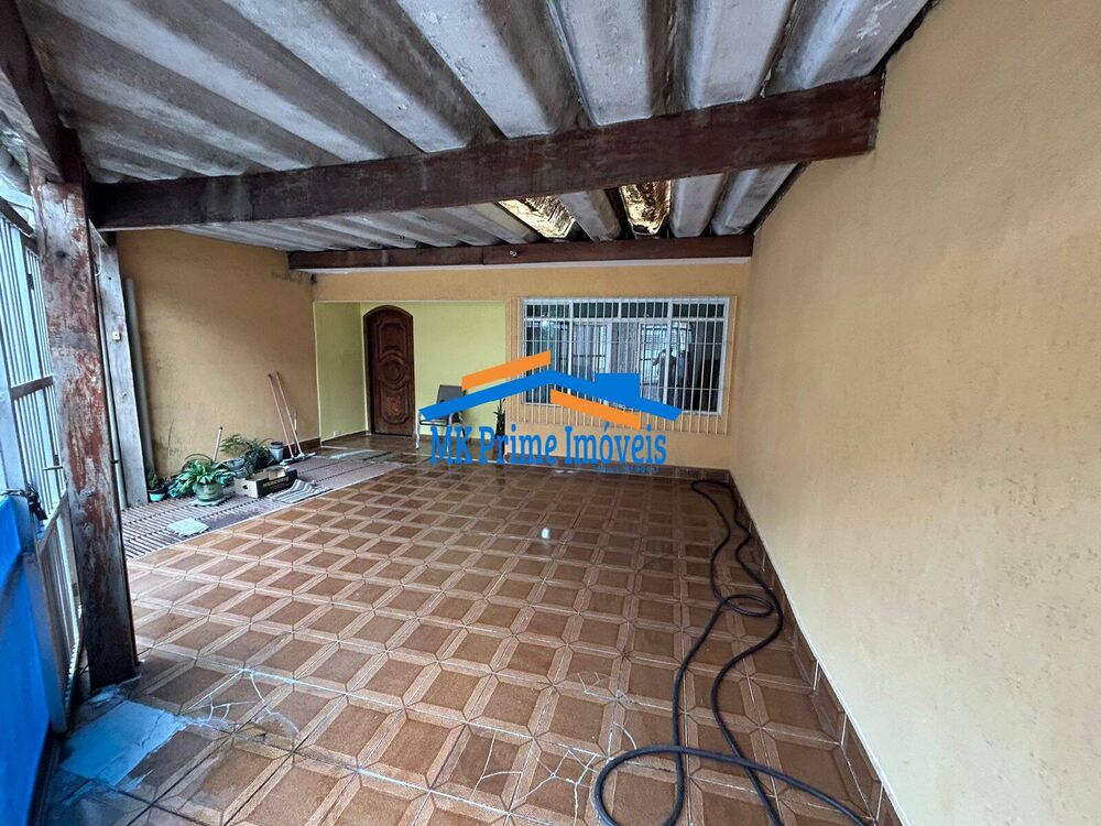 Sobrado à venda com 3 quartos, 110m² - Foto 2