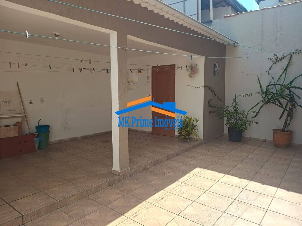 Sobrado à venda com 3 quartos, 180m² - Foto 15