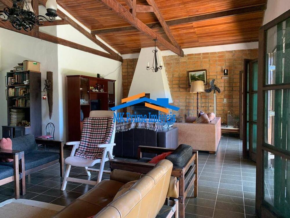 Sítio à venda com 3 quartos, 340m² - Foto 1
