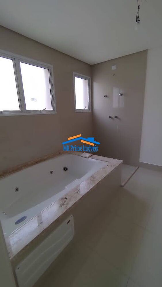 Casa de Condomínio à venda com 4 quartos, 430m² - Foto 18