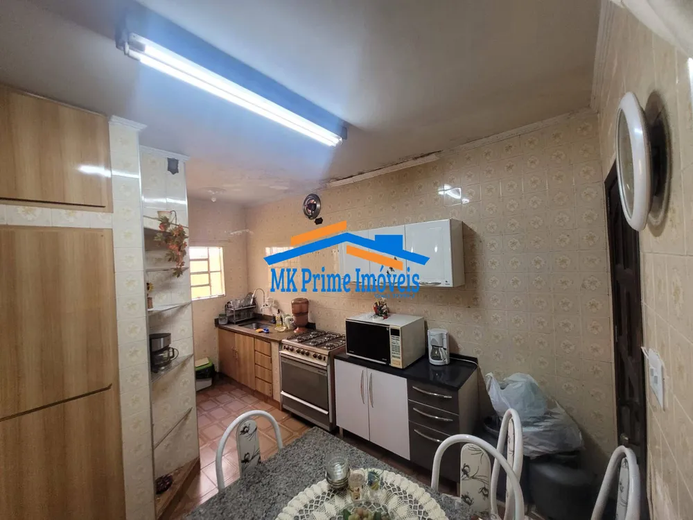 Sobrado, 2 quartos, 240 m² - Foto 2