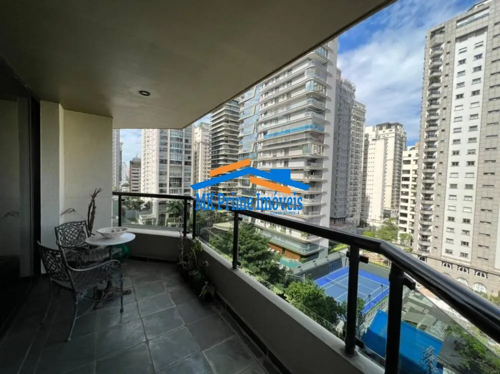 Apartamento, 4 quartos, 220 m² - Foto 1